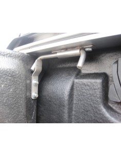 Sistema di bloccaggio per copertura cassone avvolgibile