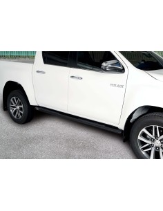 Pedane laterali acciaio inox ovale NERO Toyota Hilux doppia cabina dal 2016