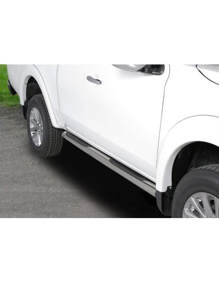 Pedane laterali in acciaio inox 70mm Mitsubishi L200 Club Cab 2015 2018