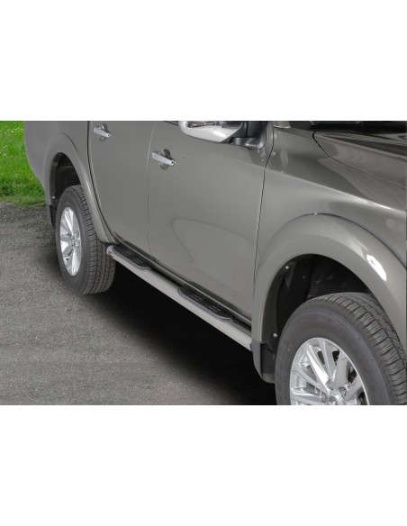 Pedane laterali inox lucido 70mm Mitsubishi L200 Double Cab 2015 2018