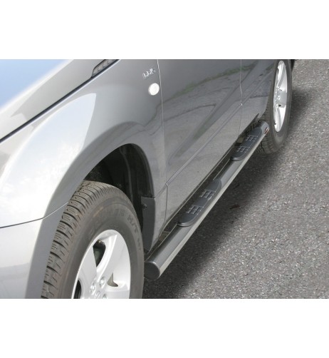 Pedane laterali inox lucido 70mm Suzuki Grand Vitara dal 2005 al 2006 4 por