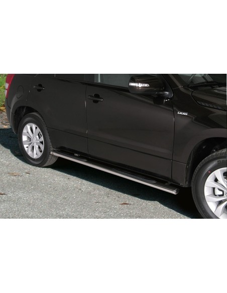Pedane laterali ovali acciaio inox lucido Suzuki Grand Vitara 4 porte 2009 