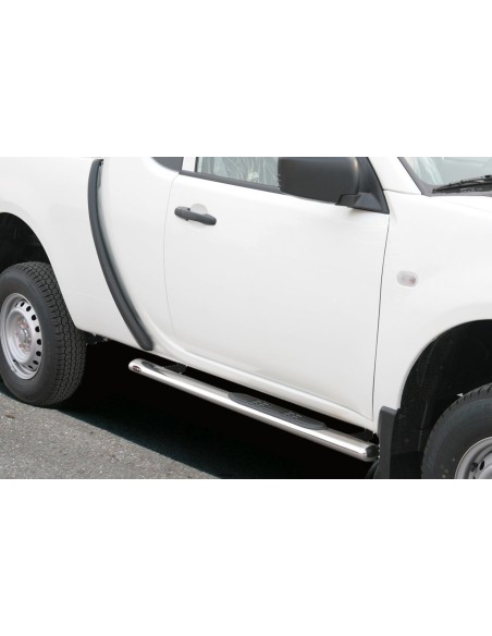 Pedane laterali ovali in acciaio inox lucido Mitsubishi L200 Club Cab 2010 