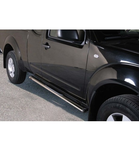 Pedane laterali ovali in acciaio inox lucido Nissan Navara Extra Cab dal 20