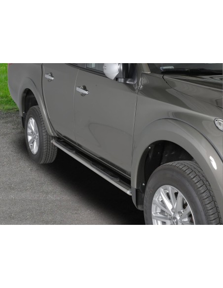 Pedane laterali ovali inox lucido Mitsubishi L200 Double Cab 2015 2018