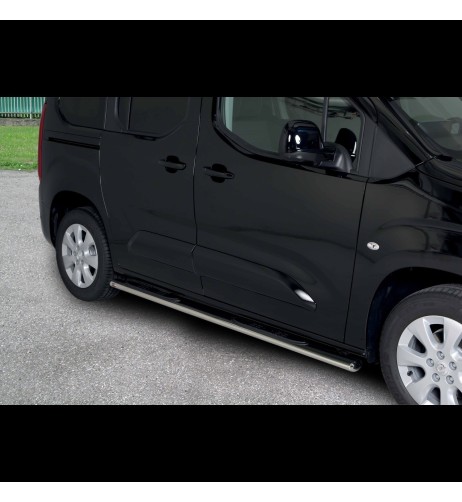 Pedane laterali ovali inox lucido Opel Combo dal 2018