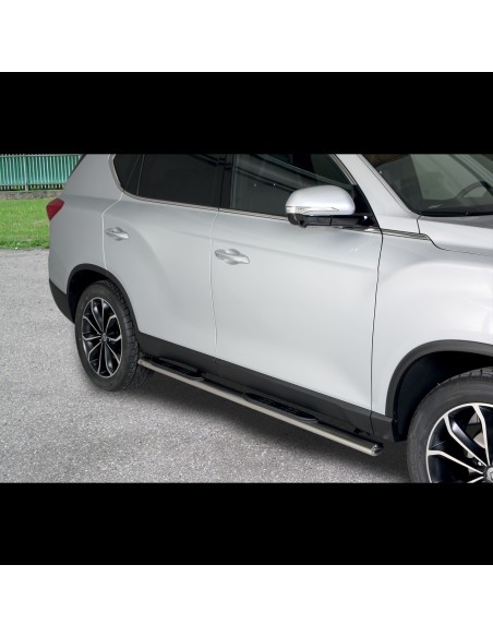 Pedane laterali ovali inox lucido SsangYong Rexton dal 2018