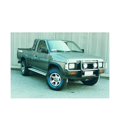 Pedane laterali S50 alluminio NERO Nissan Pick Up 2 porte dal 1991 al 1997