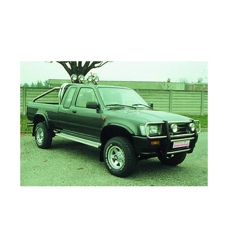 Pedane laterali S50 stondate alluminio Toyota Hilux Extra Cab dal 1988 al 1