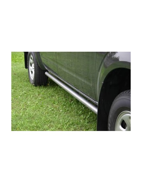 Tubi laterali di protezione acciaio inox Nissan Navara 4 porte dal 2005 al 