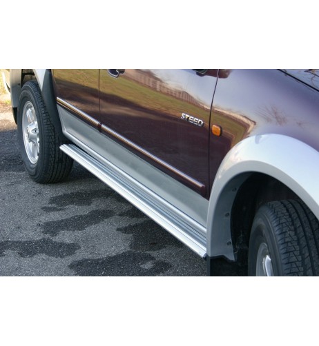 Tubi laterali ovali alluminio di protezione Great Wall Steed 2 4 porte 2009