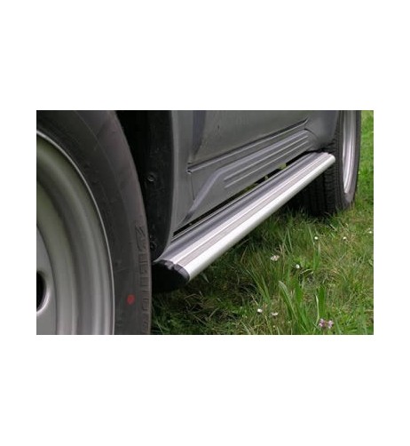 Tubi laterali ovali di protezione alluminio Suzuki Jimny fino al 2011