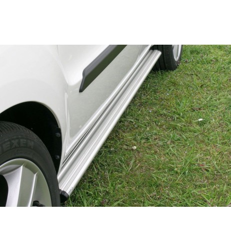 Tubi laterali ovali di protezione in alluminio Kia Soul dal 2009 al 2013