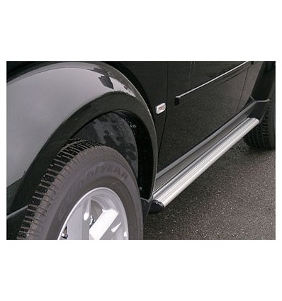 Tubi laterali ovali in alluminio di protezione Dodge Nitro dal 2008
