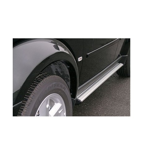 Tubi laterali ovali in alluminio di protezione Dodge Nitro dal 2008