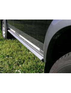 Tubi laterali ovali in alluminio di protezione Mazda BT50 Double Cab 2007 2