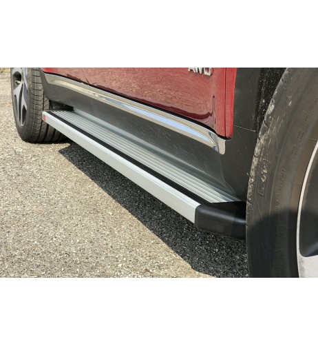 Pedane laterali STD squadrate alluminio Toyota Land Cruiser 150 5P dal 2009