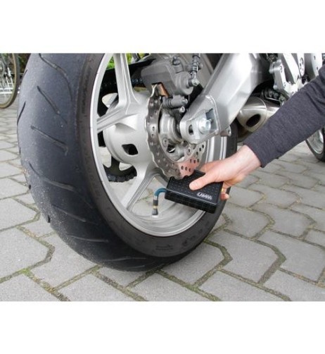 Compressore tascabile a pile con torcia a led Moto e Bici