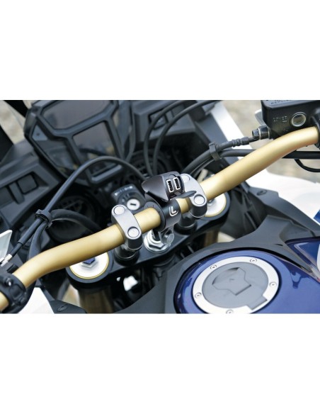 Doppio caricatore USB 12 24V impermeabile Ultra Fast Charge 5400mA per manu