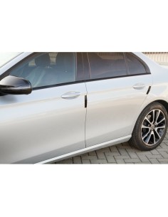 Set 4 salvaporta adesivi Linear Carbon Look 2