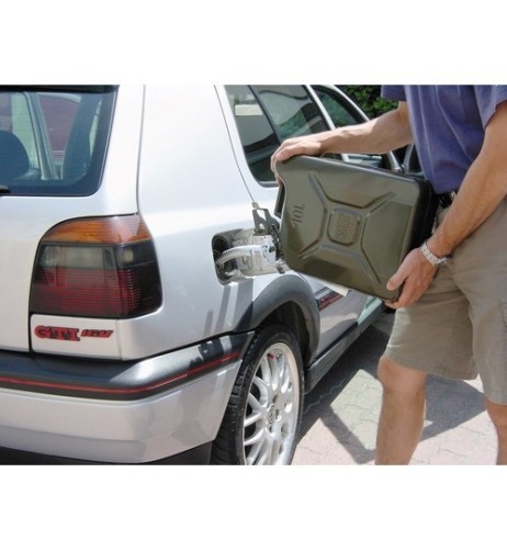 Travasatore flessibile per taniche in metallo