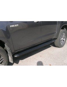 Pedane laterali S50 stondate NERE Toyota Hilux doppia cabina dal 2016