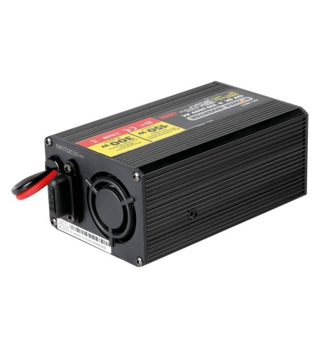 Power Inverter trasformatore di corrente 12 220V 150 300W USB