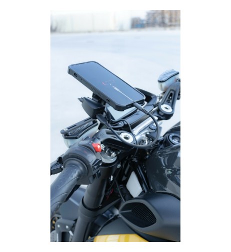 Doppio caricatore USB impermeabile 5400mA 30W con attacco Optiline