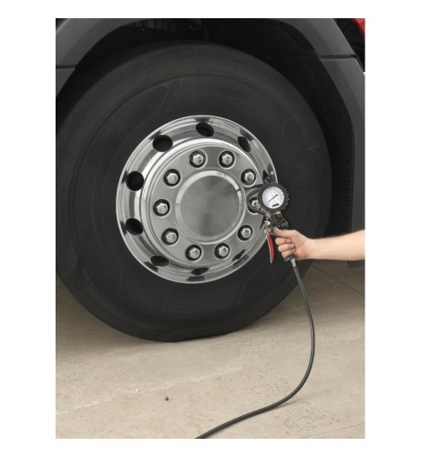 Gonfia pneumatici con manometro di precisione max 12 bar