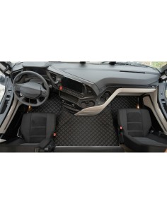 Tappeto centrale camion in similpelle imbottito Nero Iveco S Way dal 2024 2
