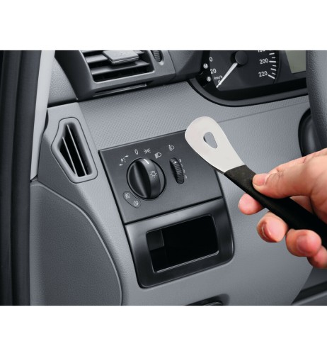 Utensile per rimozione rivestimenti interni