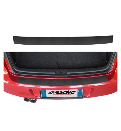 Protezione universale in gomma carbon look per baule 100x7cm