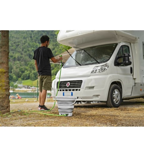 Secchio pieghevole con pompa a batteria ricaricabile 15L